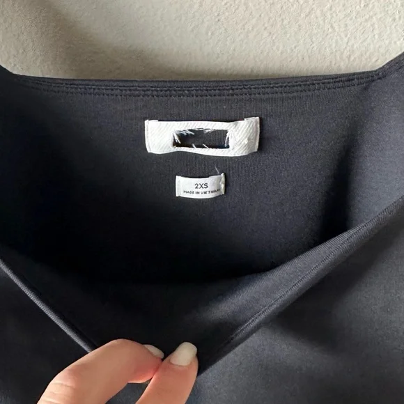 BABATON by Aritzia Long Sleeve Bodysuit - Picture 6 of 13